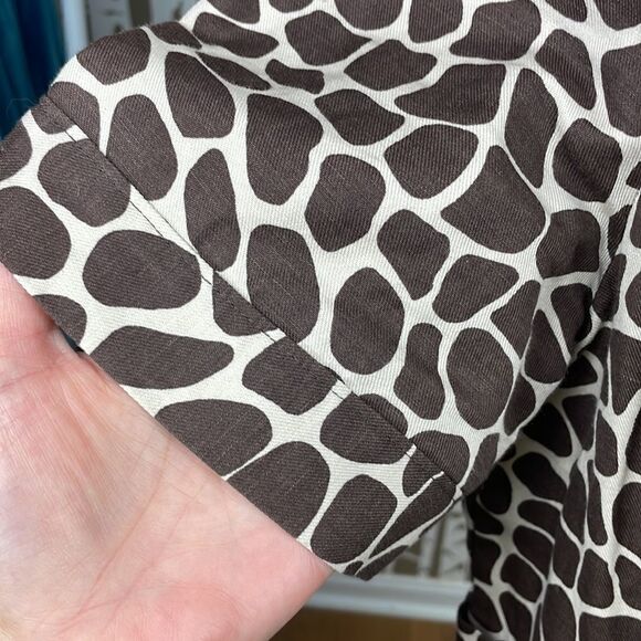 Charter Club Giraffe print brown and cream short sleeve jacket faux wood buttons - Picture 7 of 13